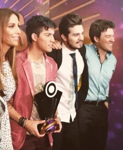 Wilson Gava em palco de televisão