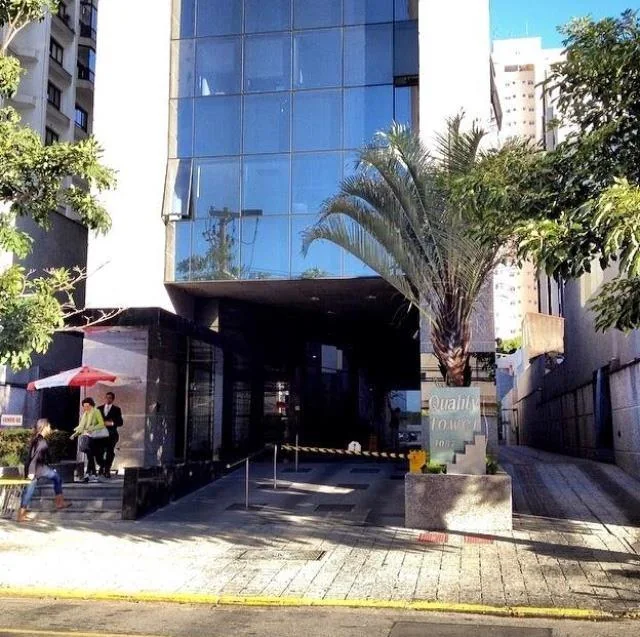 Fachada do Studio Gava, fundado em 1991